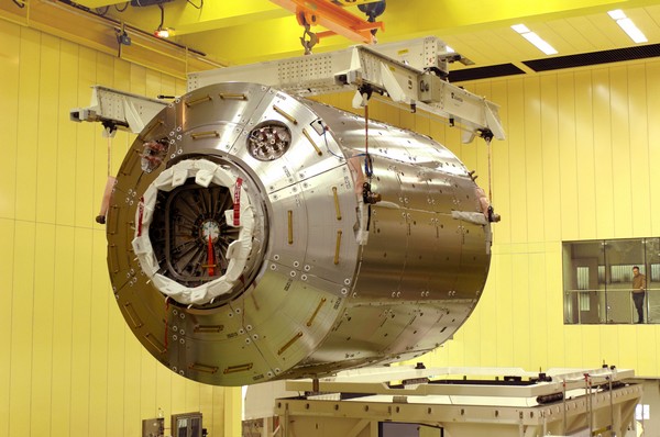 Le français Léopold Eyharts accompagnera Columbus vers l’ISS