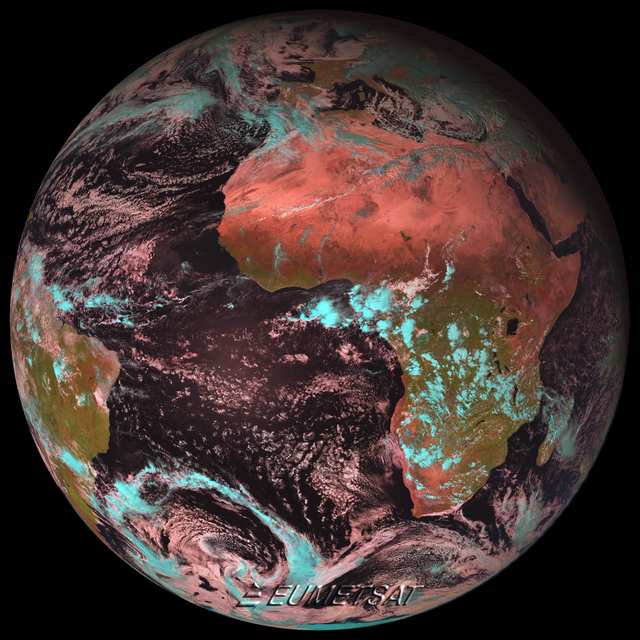 Le satellite météo MSG-2 retransmet ses premières images de la Terre