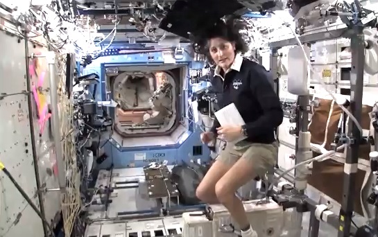 Vidéo: Visite guidée de la Station Spatiale Internationale (ISS)