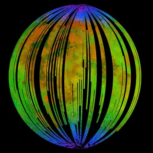 Des traces d’eau sur la Lune