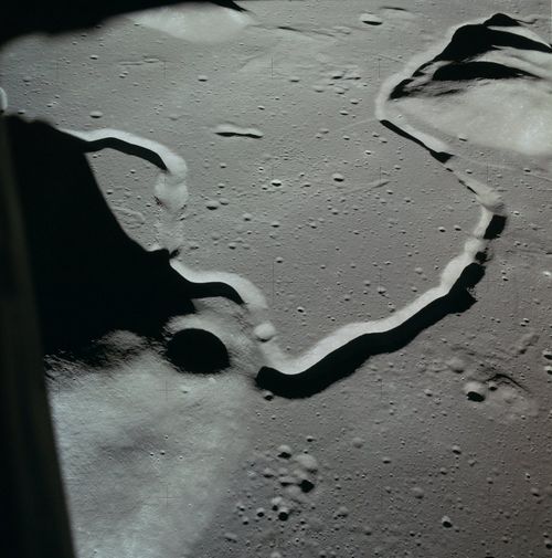L’homme des cavernes high-tech pourra-t-il vivre sur la Lune ?