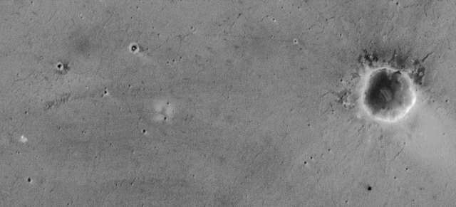 Vue orbitale des traces du robot Opportunity sur Mars