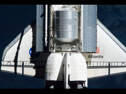La navette Atlantis a atterri