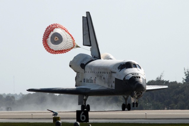 Navette Discovery : fin de la mission STS-120