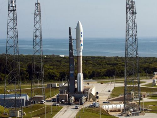La NASA lance la sonde Juno vers Jupiter