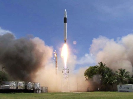 Falcon 1 dans l’espace : SpaceX gagne son pari