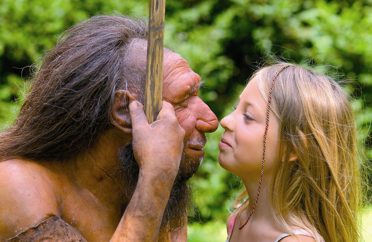 Nos gênes humains actuellement en compétition avec nos gênes néandertaliens