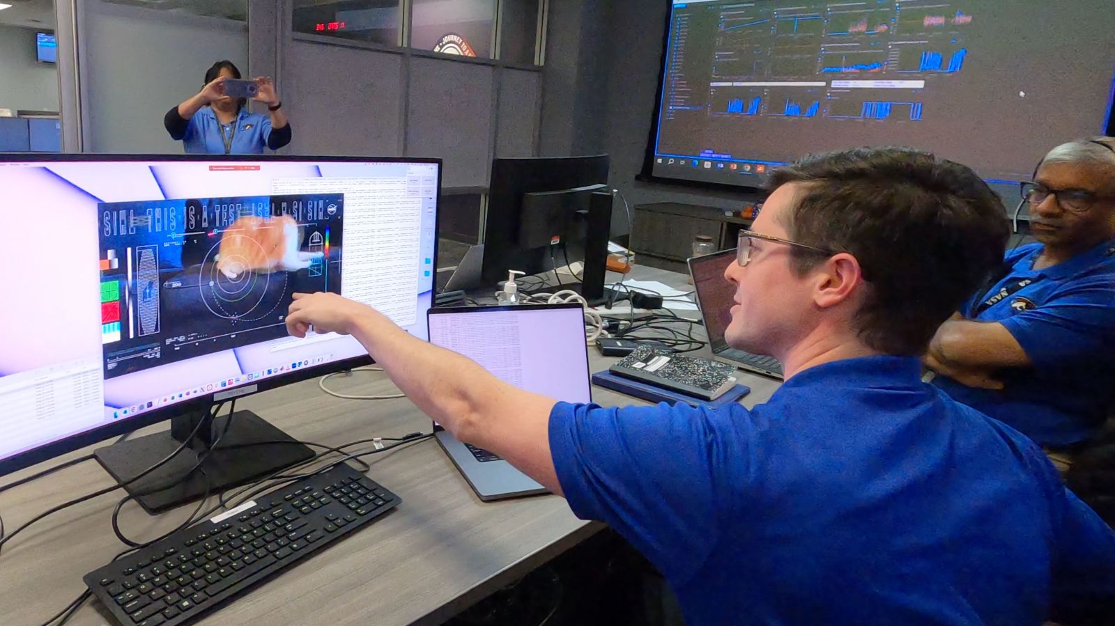 La NASA reçoit cette vidéo en streaming depuis l'espace, émise à 31 millions de kilomètres de la Terre