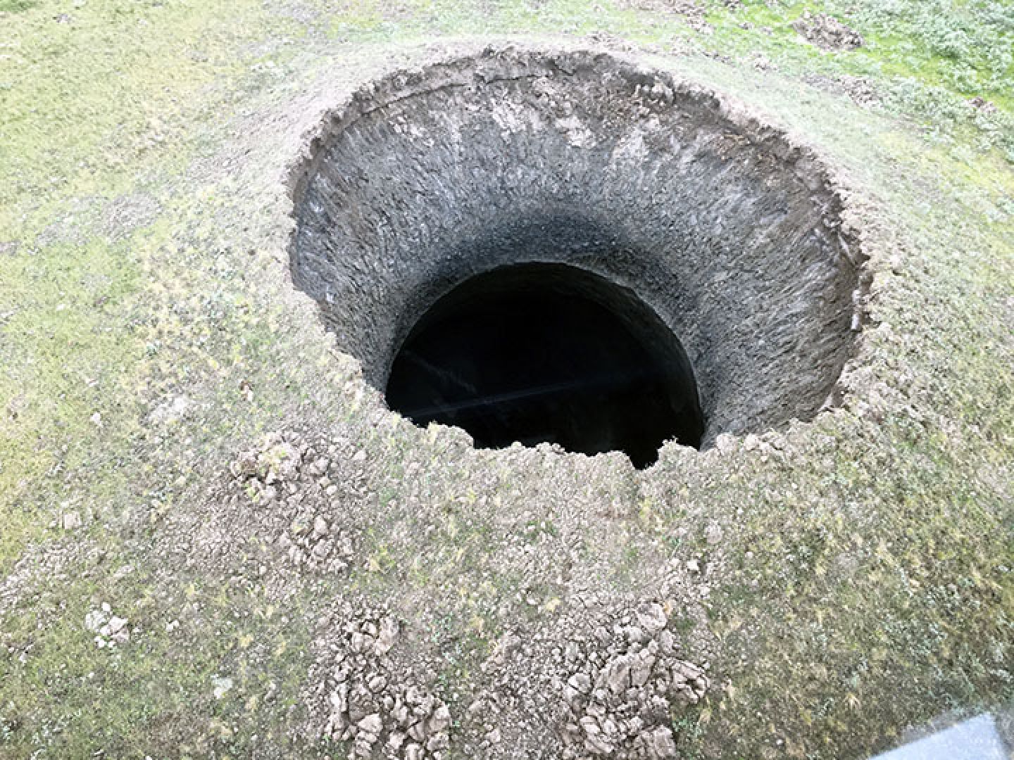 Uma explicação para os misteriosos crateras de explosão da Sibéria