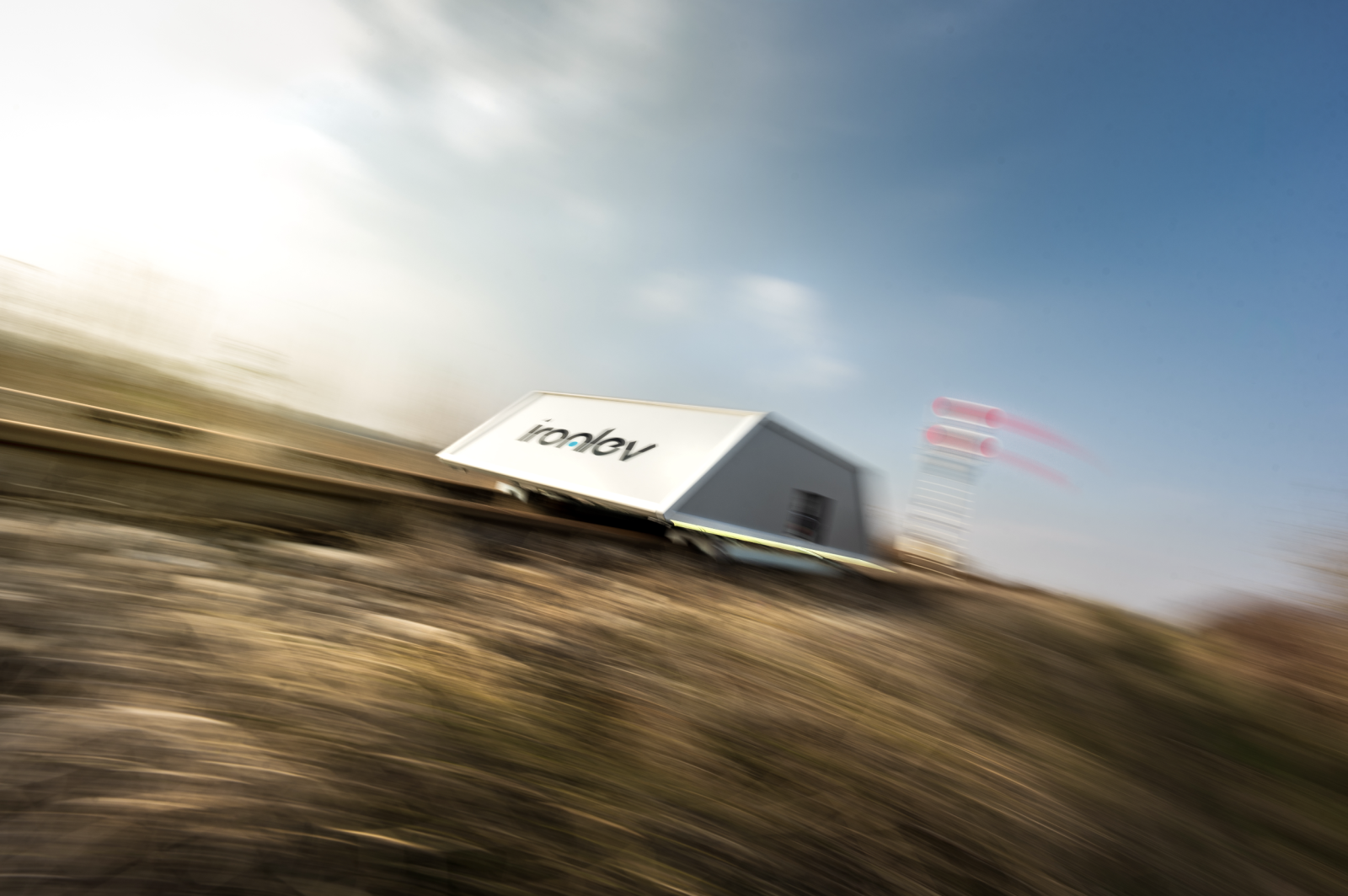 IronLev: this innovative maglev train operates on existing railway networks (video)