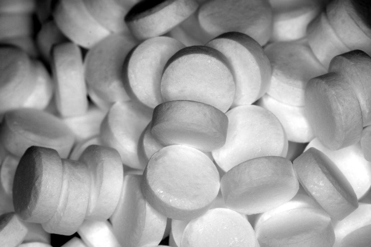 This commonly used sweetener could harm your gut