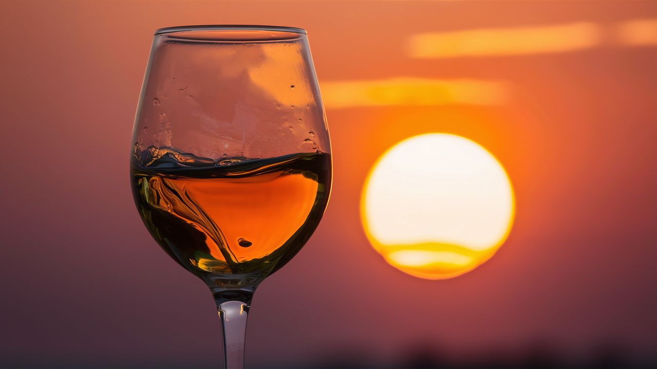 Cette photosynthèse artificielle transforme le C02 en alcool et hydrocarbure