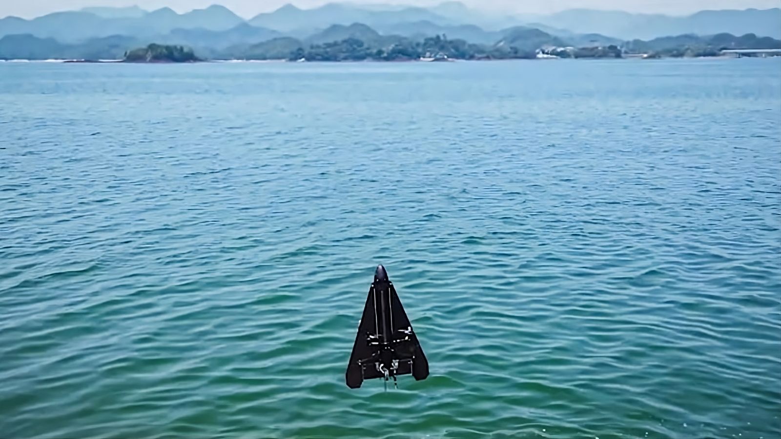 Vidéo: la Chine dévoile un drone amphibie, qui sait voler et plonger sous l'eau