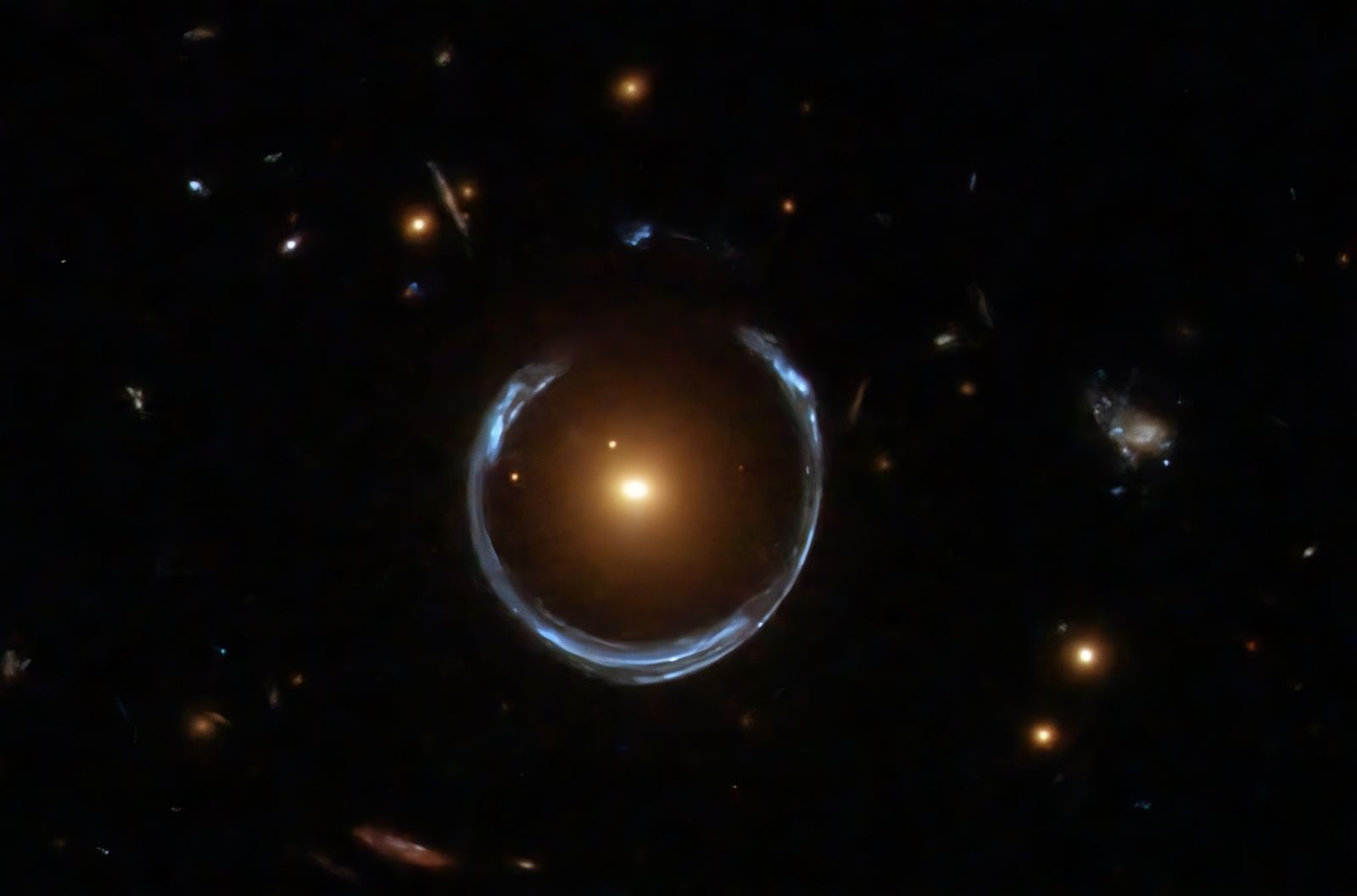 Este buraco negro ultramassivo contradiz um modelo astrofísico 🌀