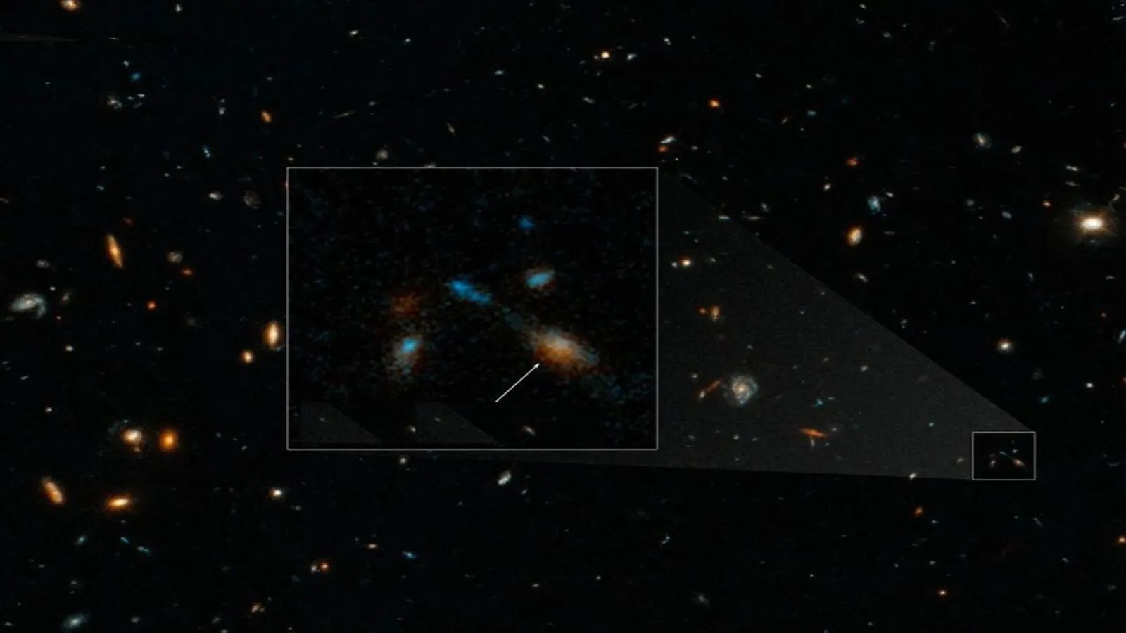 Champ profond de James Webb montrant la galaxie hôte de FRB 20240304B, indiquée dans l’agrandissement.
