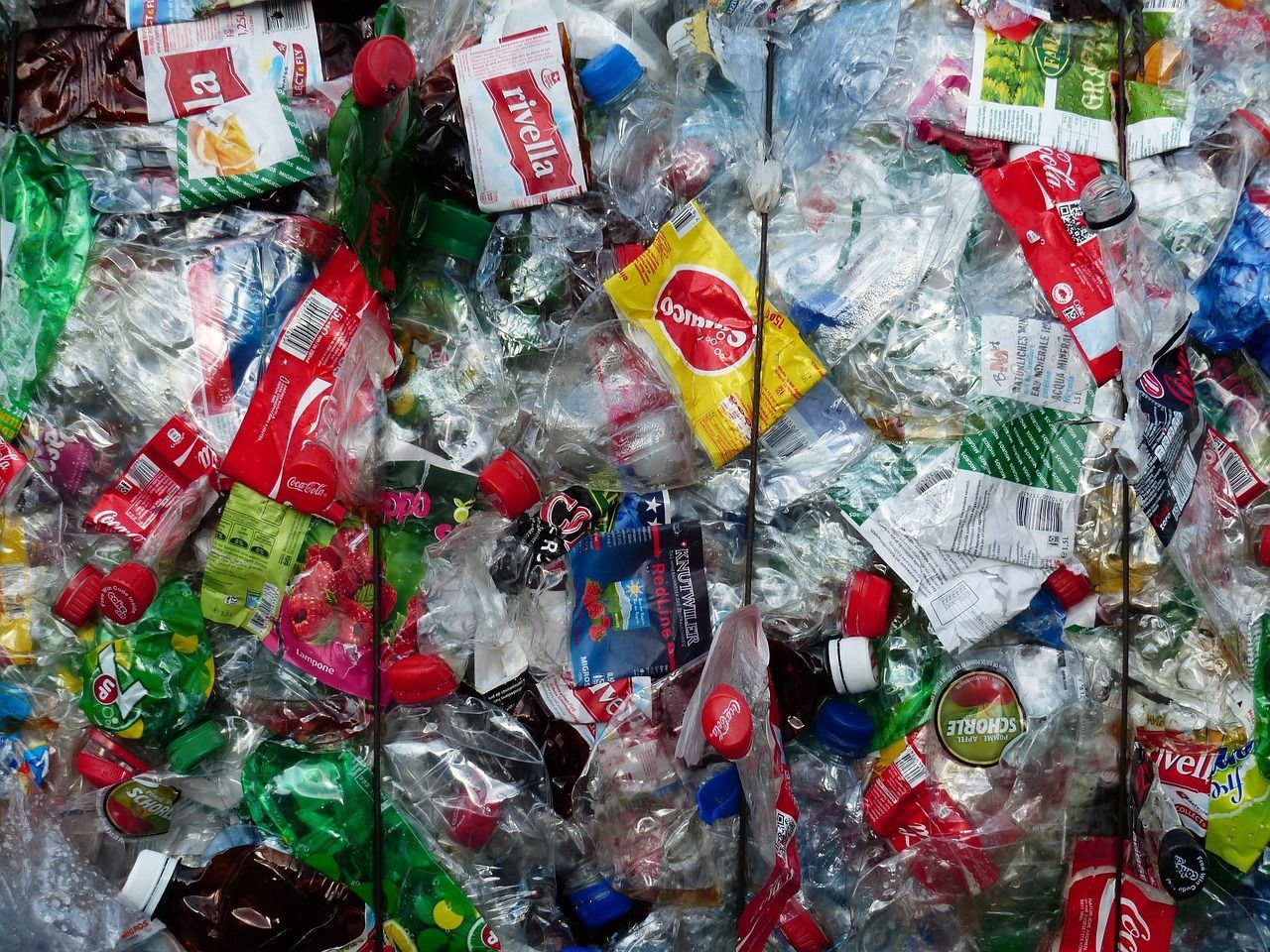 { Des plastiques en vrac transformés en hydrogène