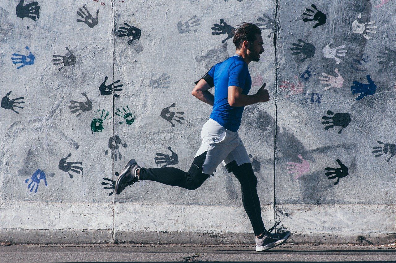 Quels sont les bienfaits du sport intensif le weekend, par rapport à une activité régulière la semaine ?