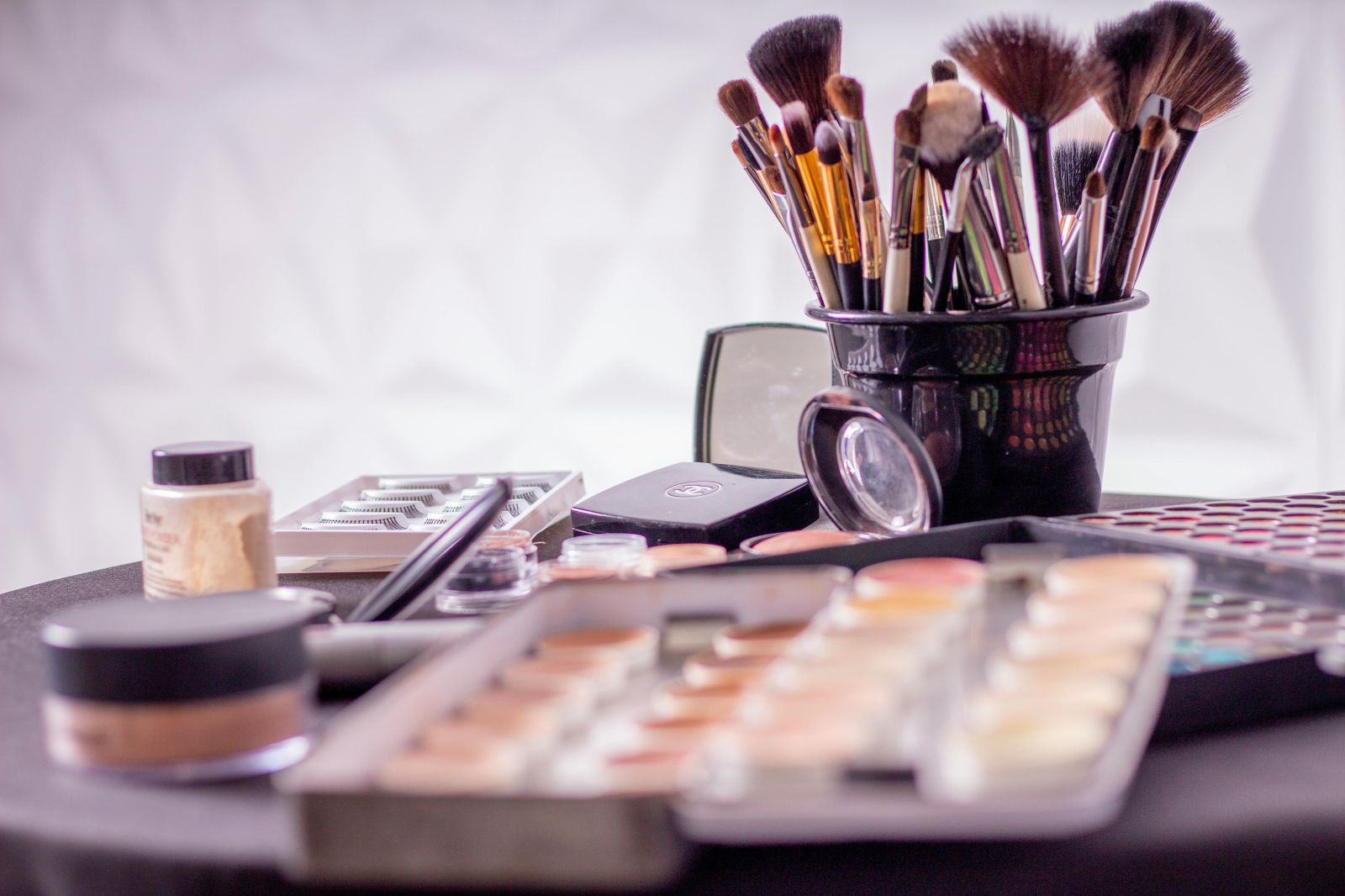 💄 Estes cosméticos que poluem o corpo