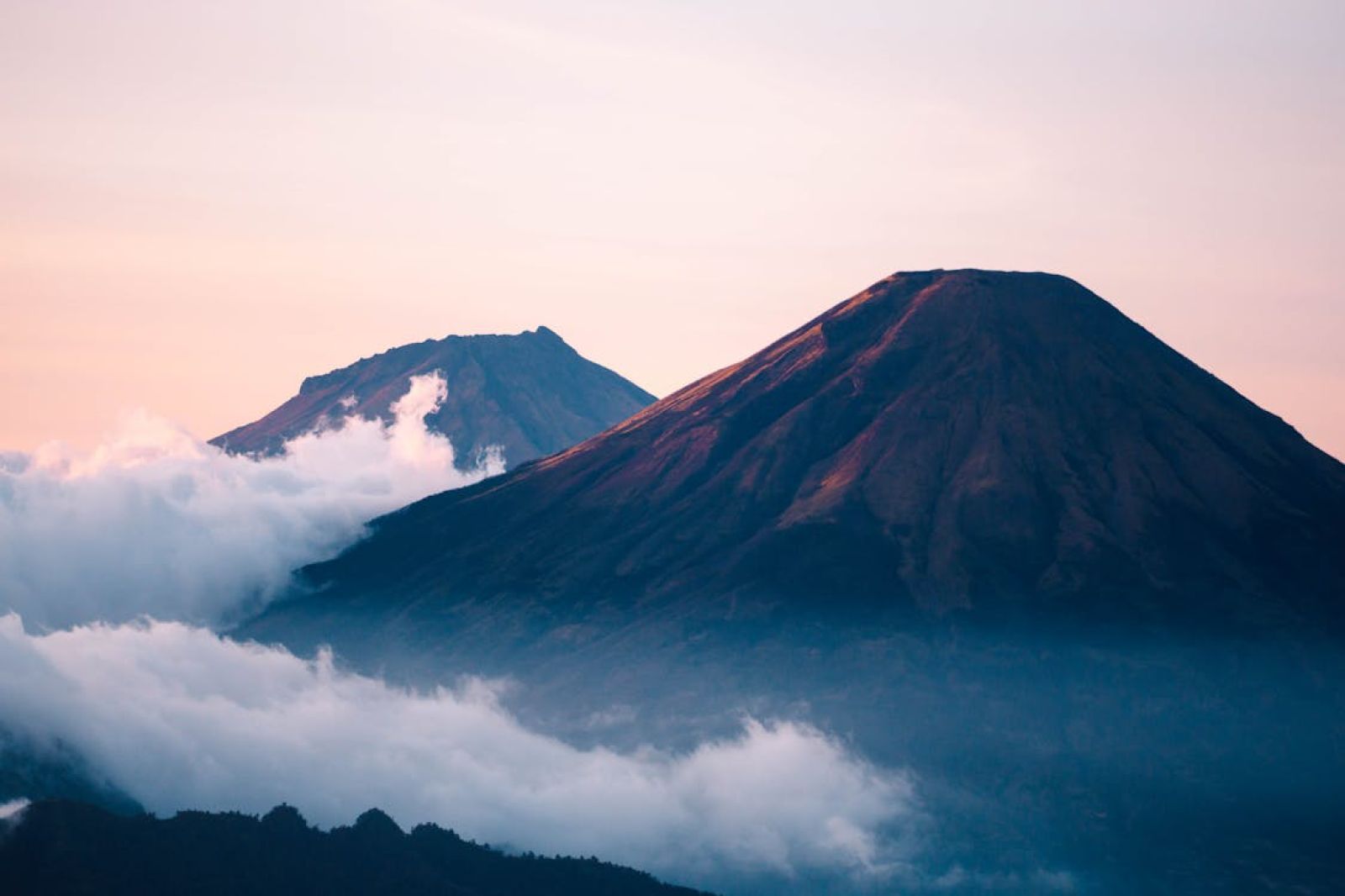 Why and how extinct volcanoes could save our energy transition