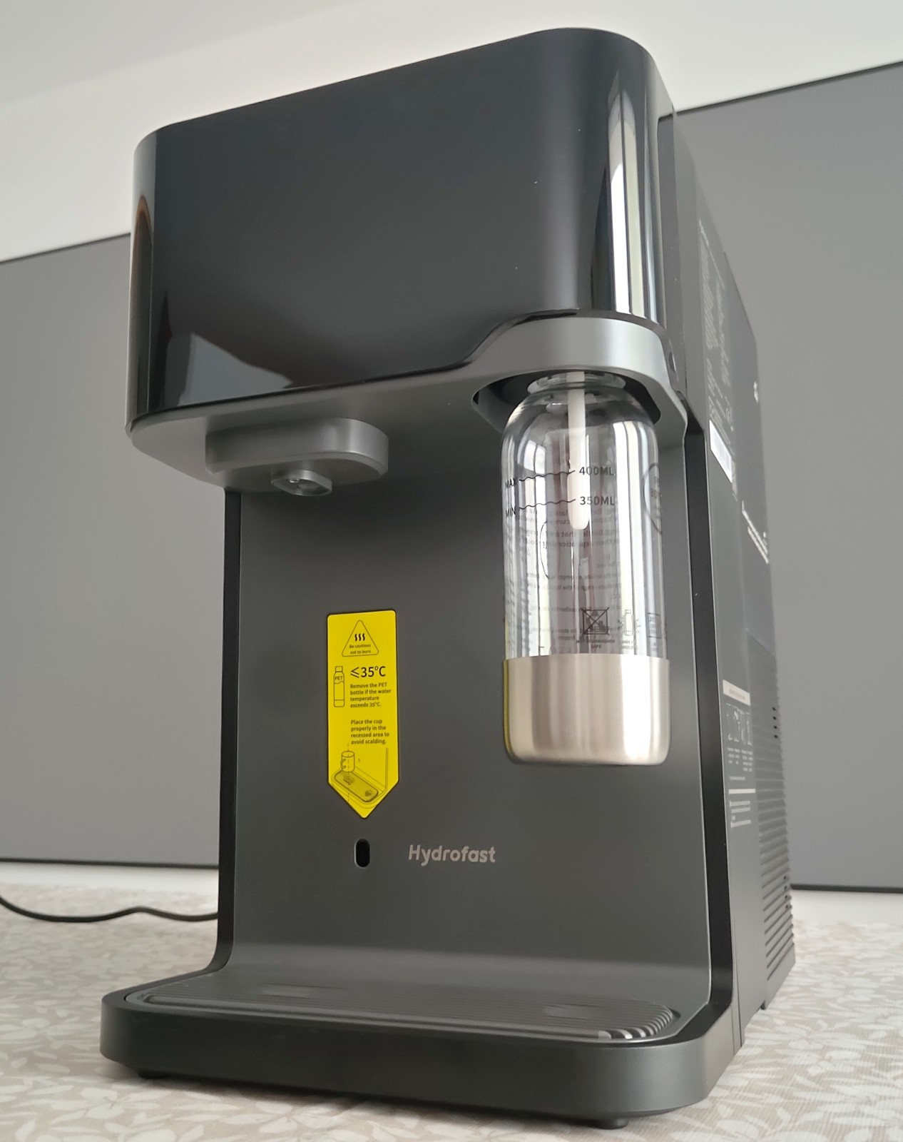 L'Hydrofast C300, un distributeur d'eau multifonction sans raccordement.