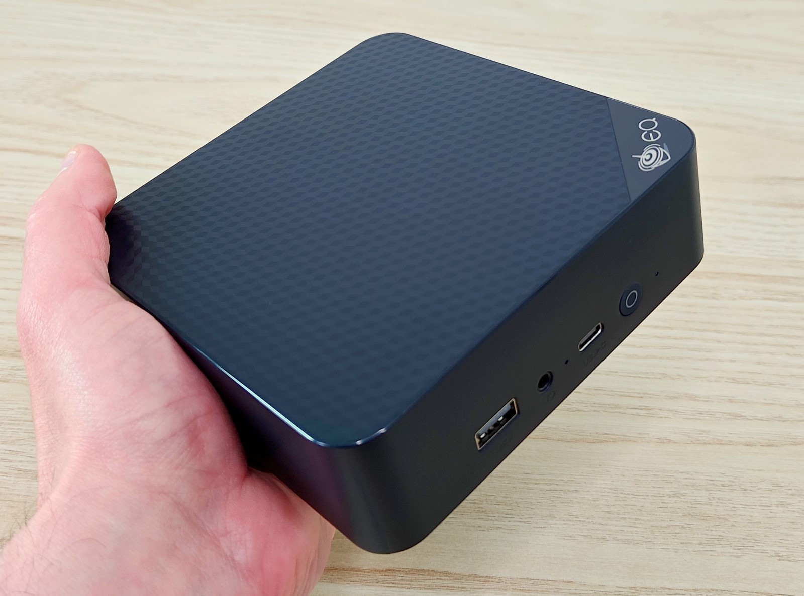 Test mini-PC Beelink EQ13: un silence absolu