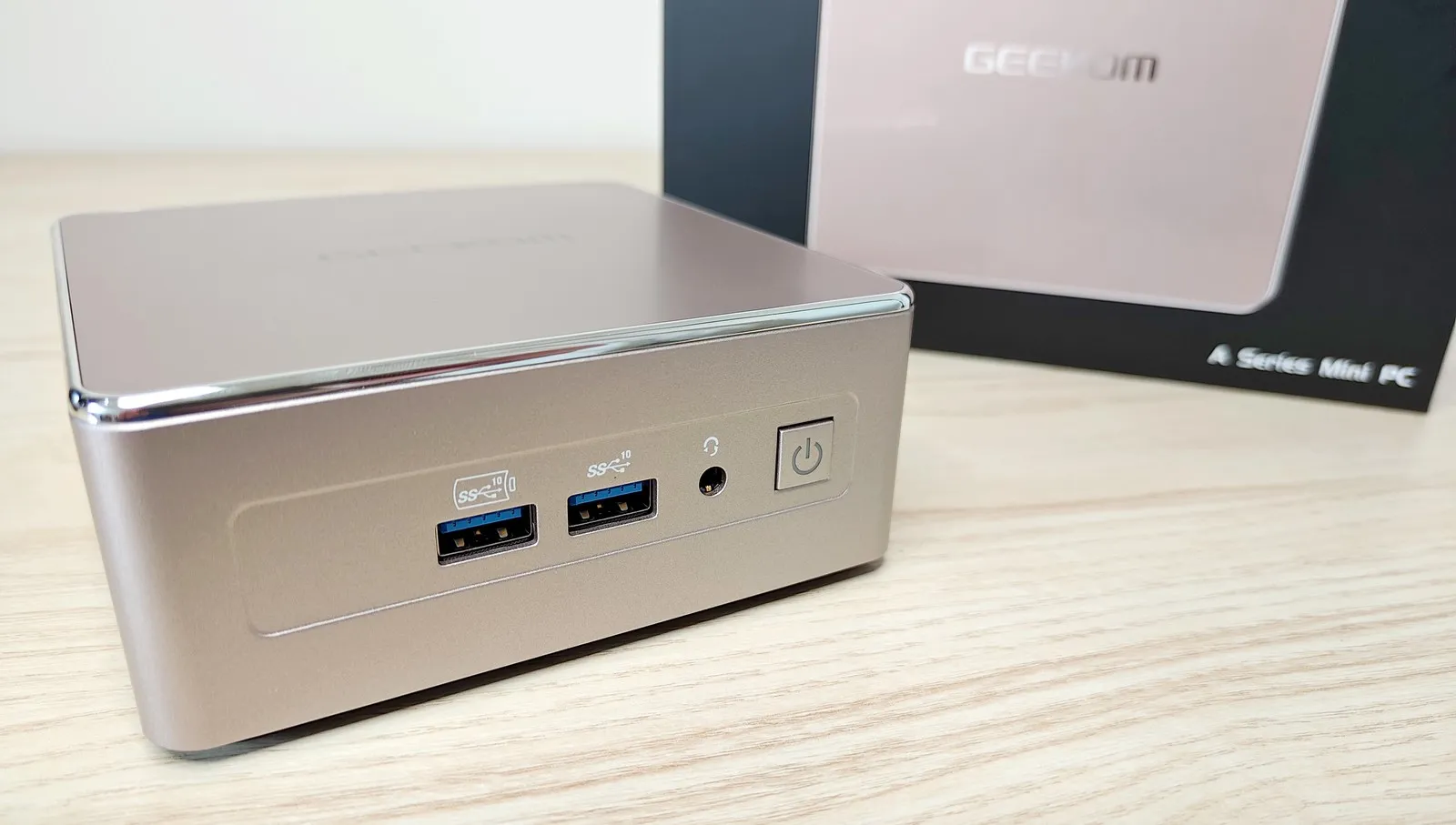 Durée limitée: 349€ le séduisant Mini-PC GEEKOM A5 avec R7 + 32Go + 512Go (code -130€)