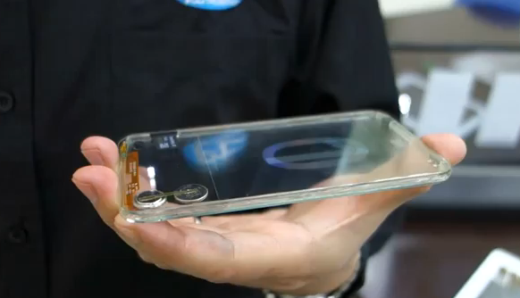 Polytron développe un smartphone transparent