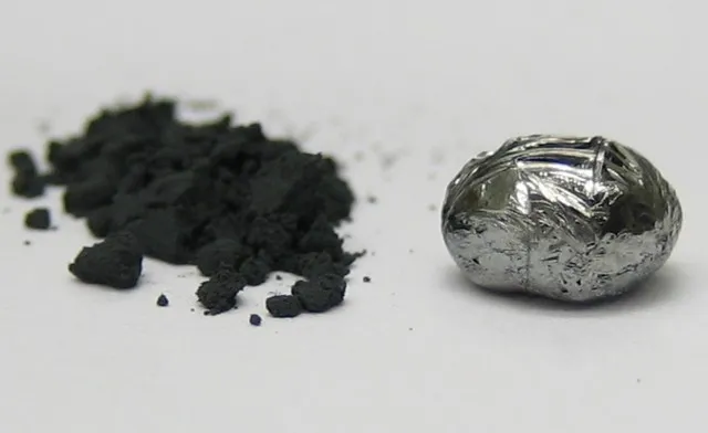 Synthèse à pression ambiante d’un matériau aussi dur que le diamant