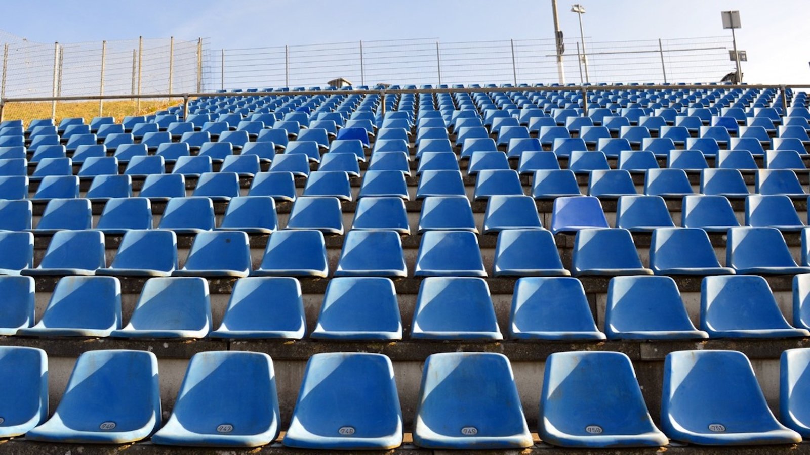 Un match joué sans spectateurs affecte-t'il le résultat sportif ?