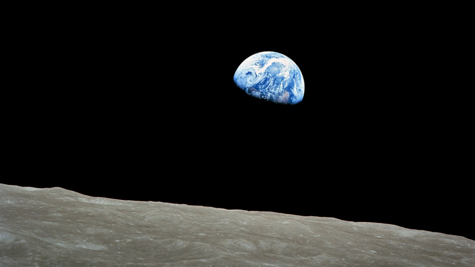 200 jours dans une base lunaire