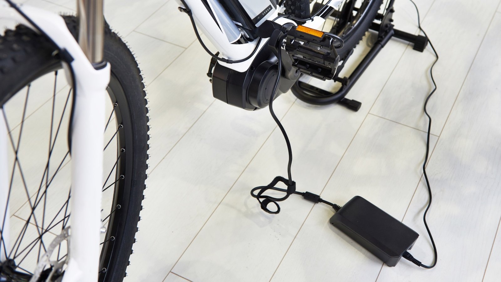 Le vélo électrique est-il vraiment bien plus polluant que le bicycle à pédales ?