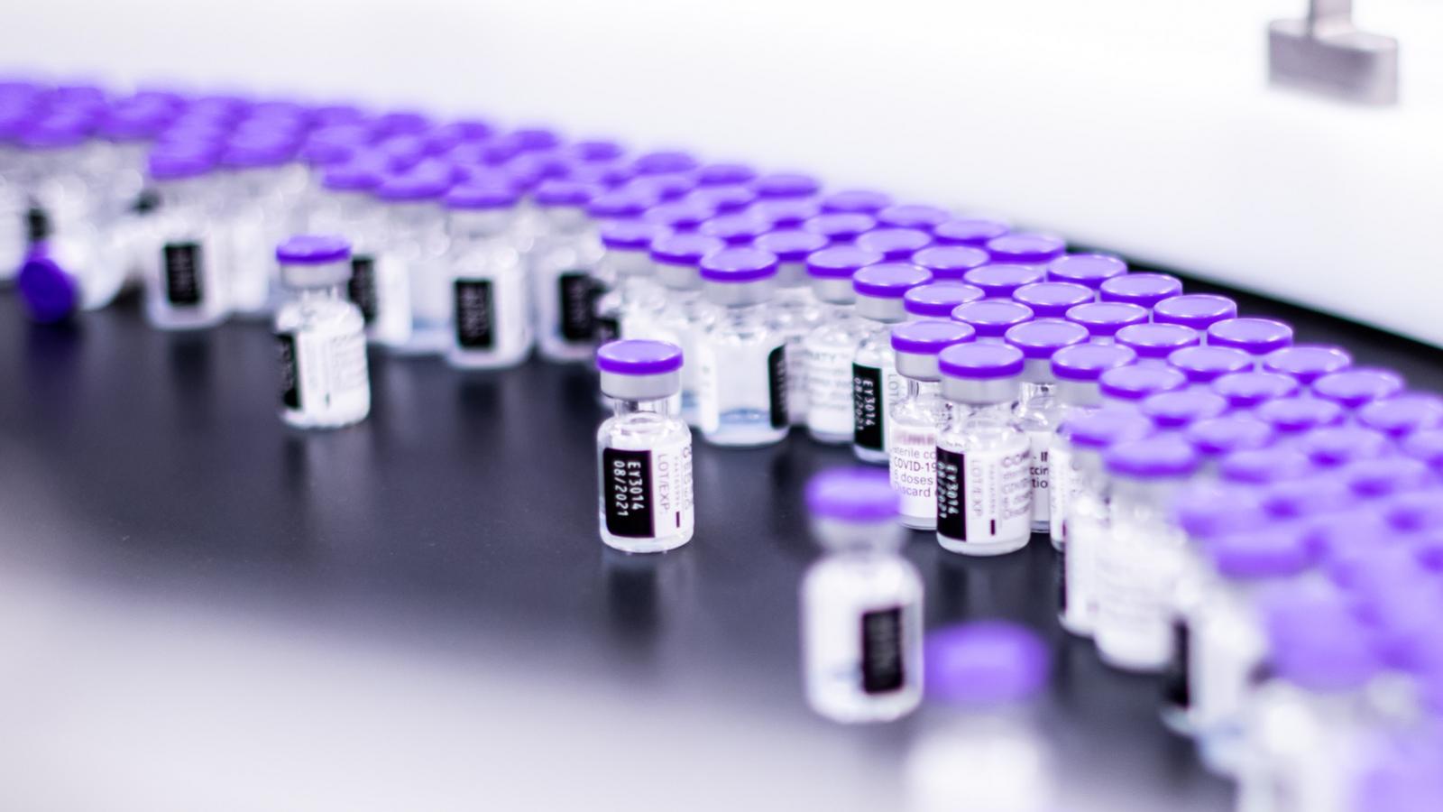 Vaccin Covid-19: bloquer la transmission ou les infections graves ? Des résultats d'essais cliniques cachés ?