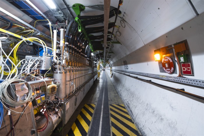 Dernières nouvelles du LHC: remise en route