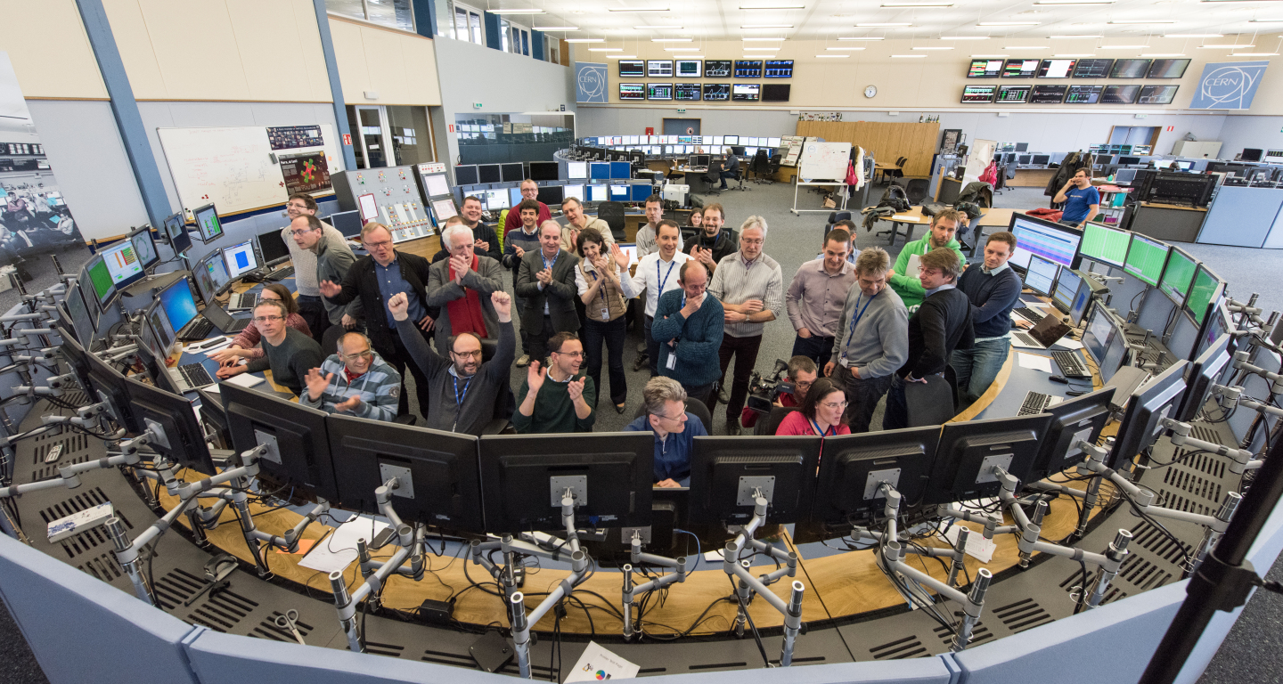 Les particules sont de retour dans le LHC