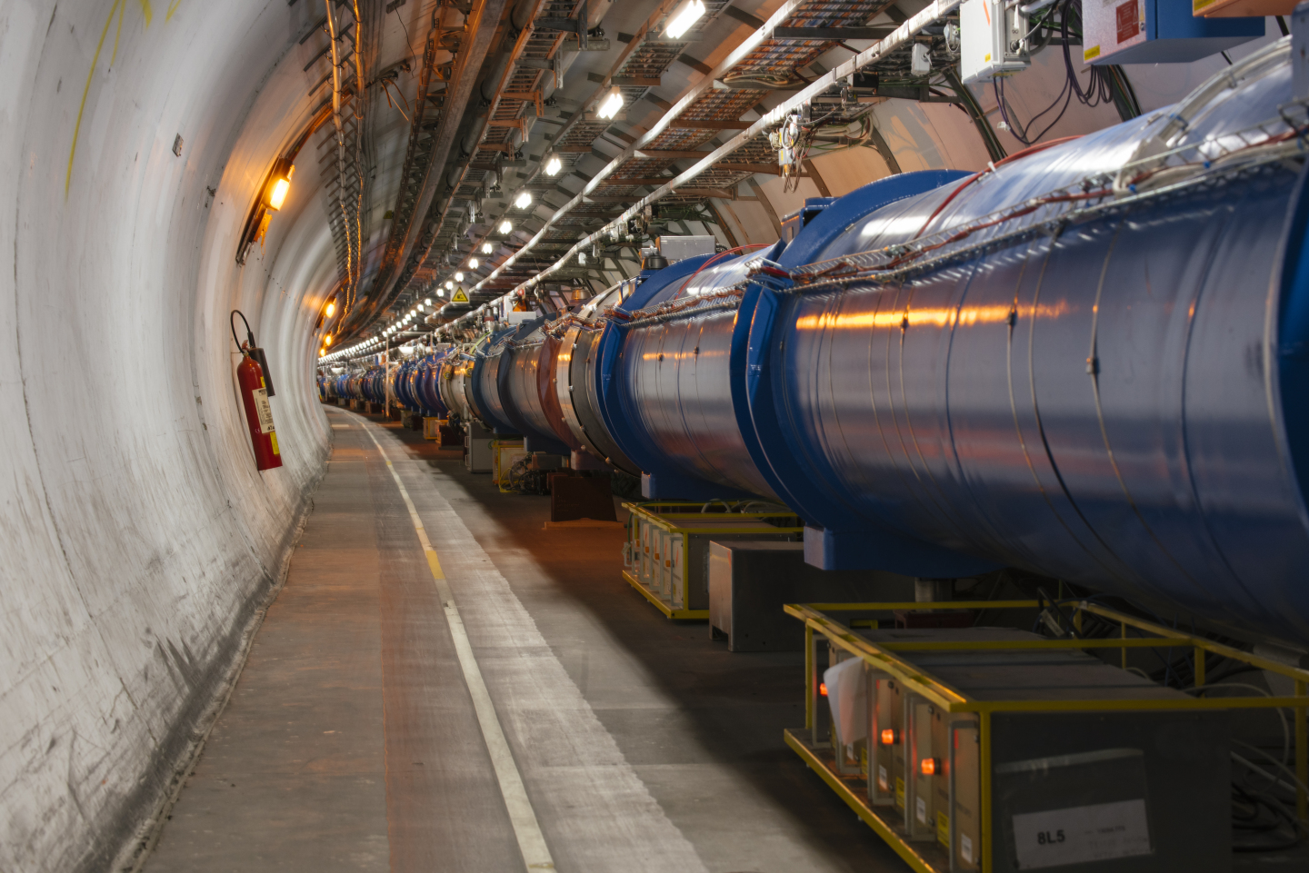 Luminosité au sommet au LHC