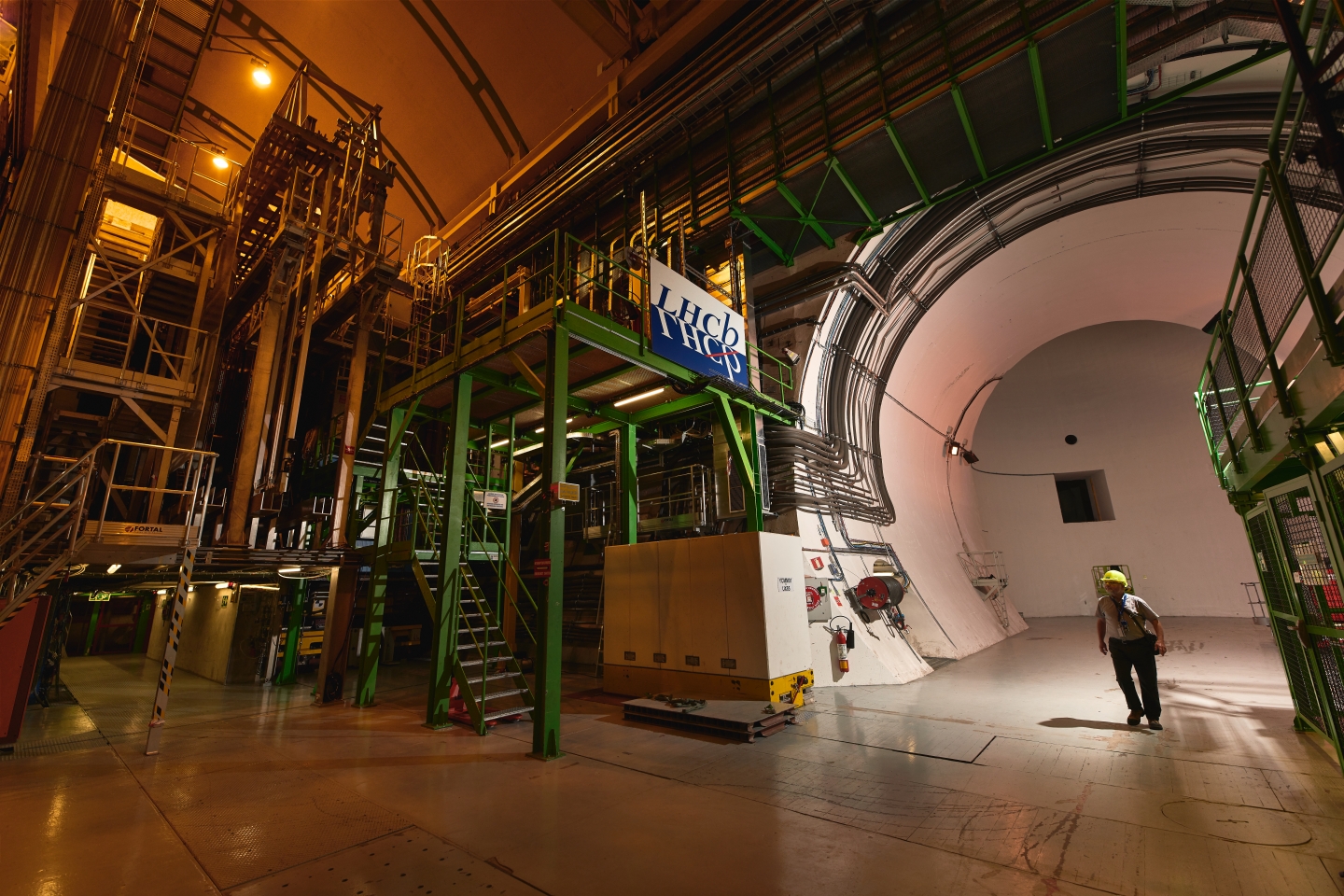 Deux, voire trois nouvelles particules pour LHCb