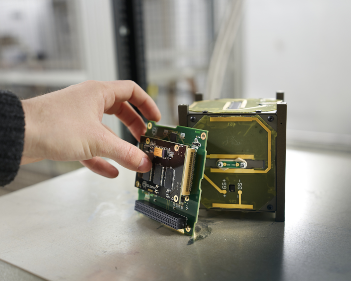 CELESTA: lancement réussi pour le premier satellite du CERN