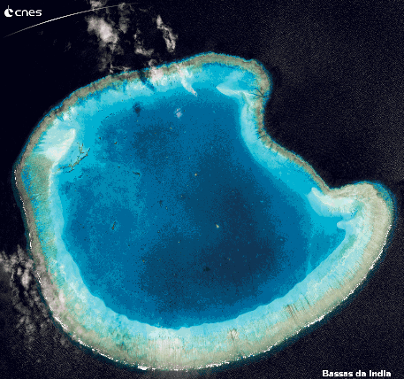Piège de corail: l’atoll Bassas da India