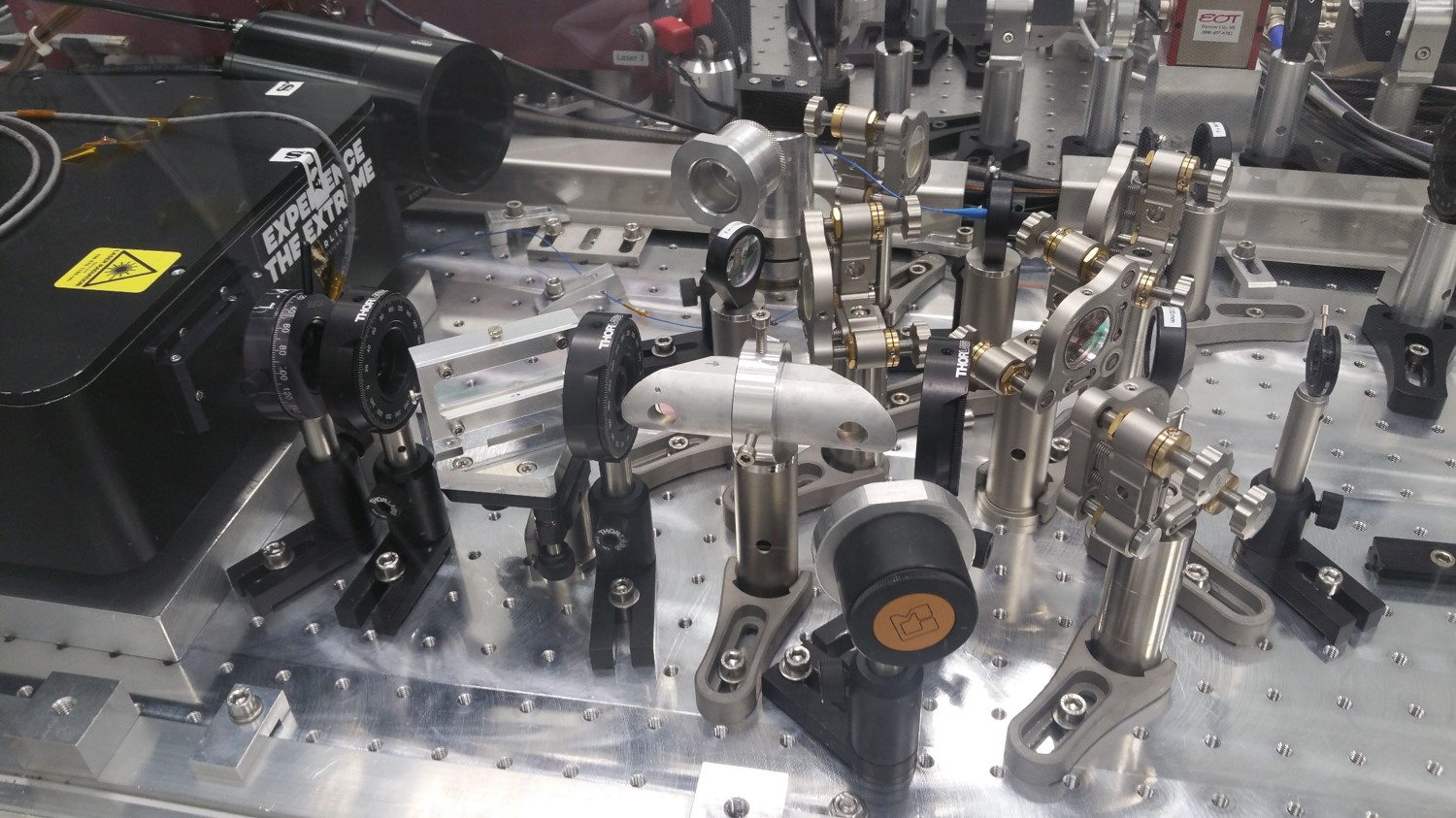 Ondes gravitationnelles: un nouveau laser très prometteur pour Virgo