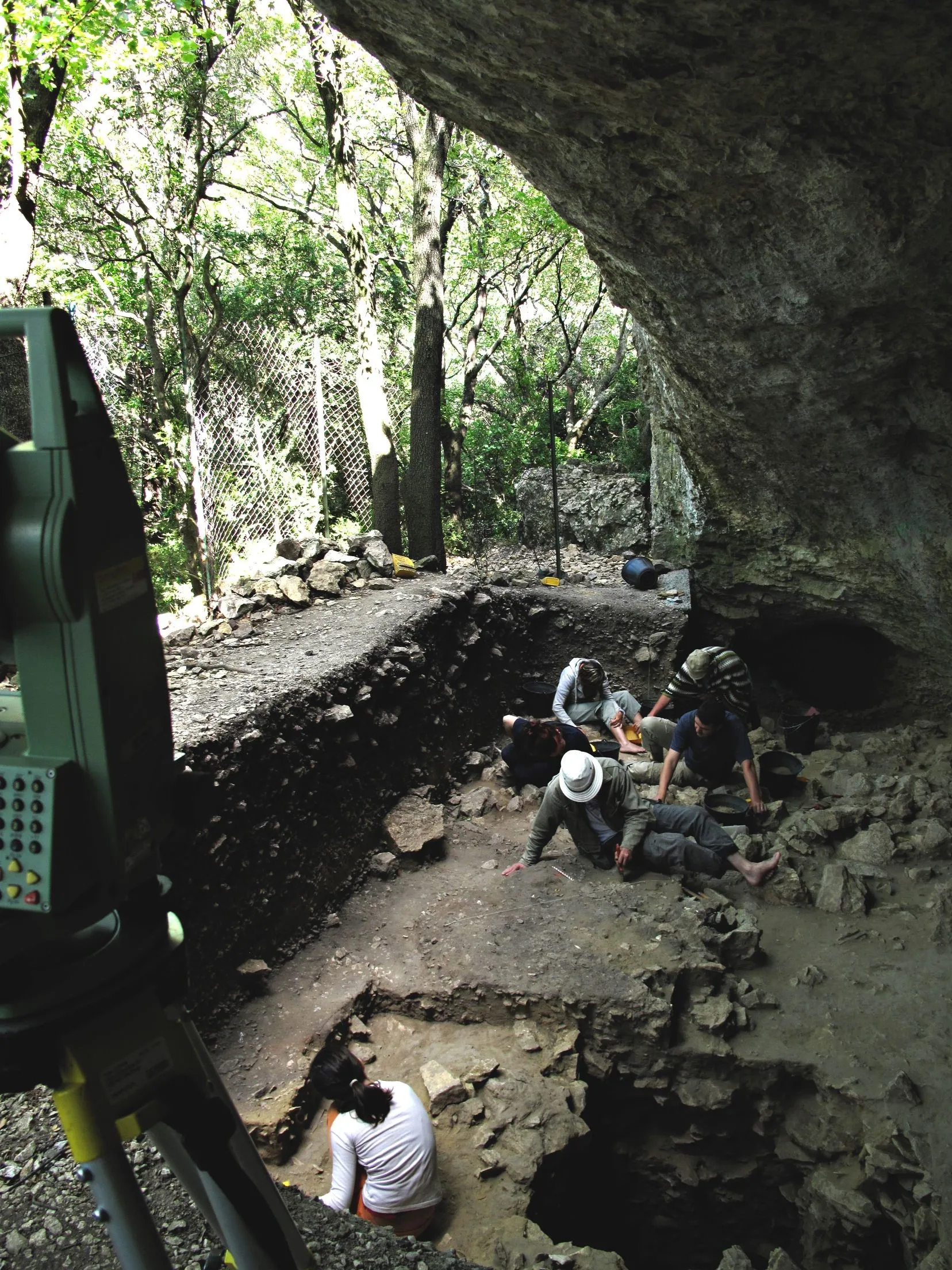 Découverte dans une grotte de la vallée du Rhône des plus anciens hommes modernes d’Europe