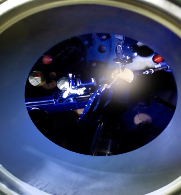 Du fer comprimé par laser pour comprendre le champ magnétique des planètes