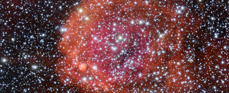 L'éclat rouge - rosé de la formation stellaire