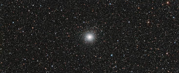 Un amas d'étoiles différent de ce qu'il semble être