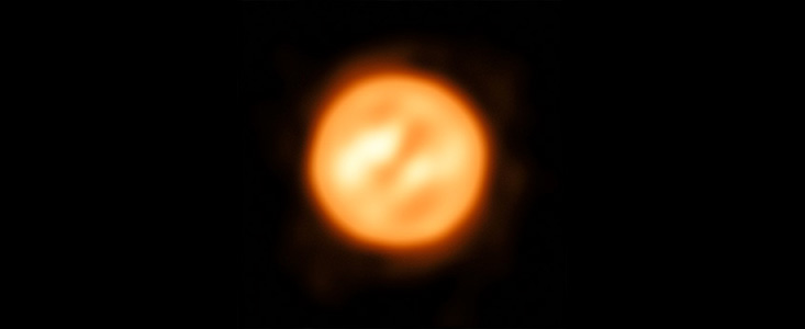 Meilleure image acquise à ce jour de la surface et de l'atmosphère d'une étoile
