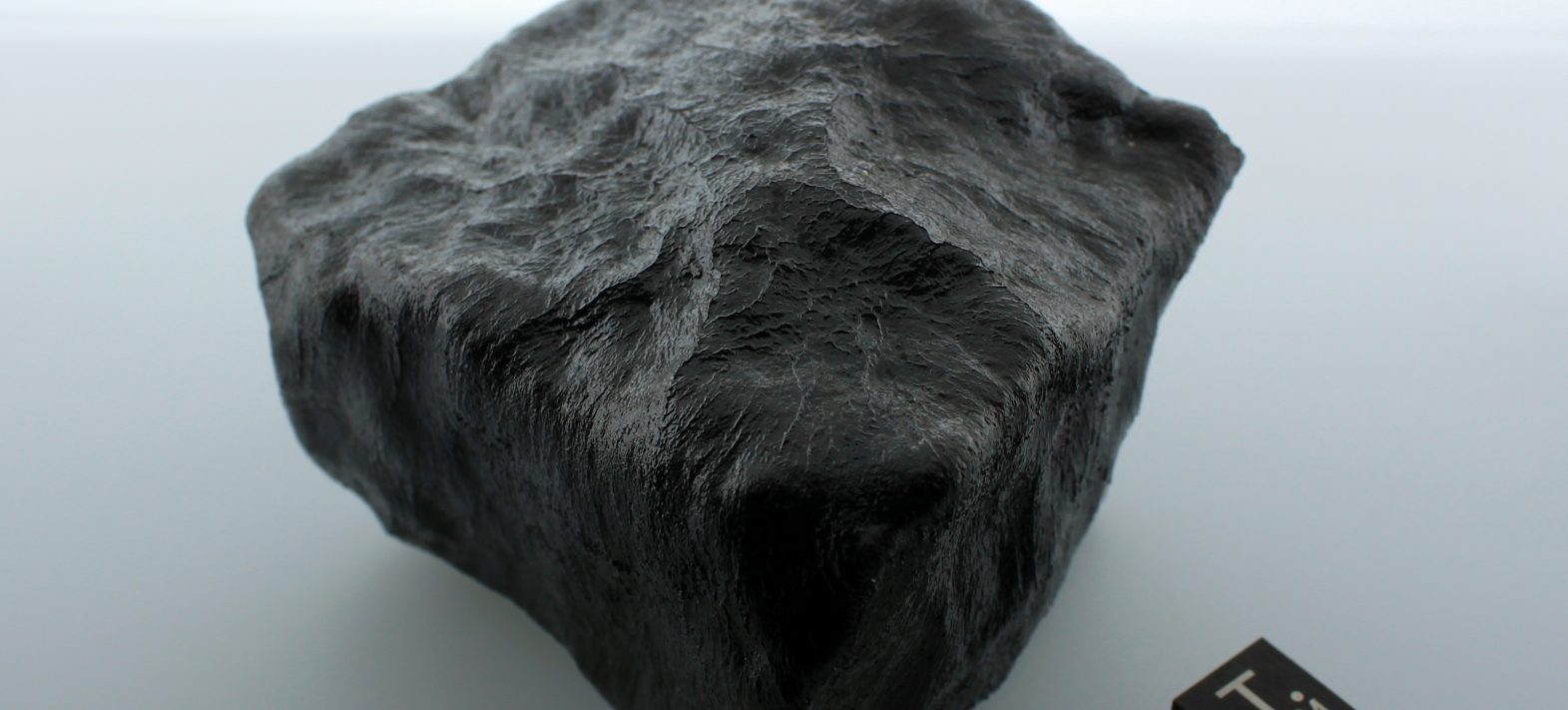 O que essas emissões radioativas de meteoritos lunares e marcianos nos ensinam? ☢️