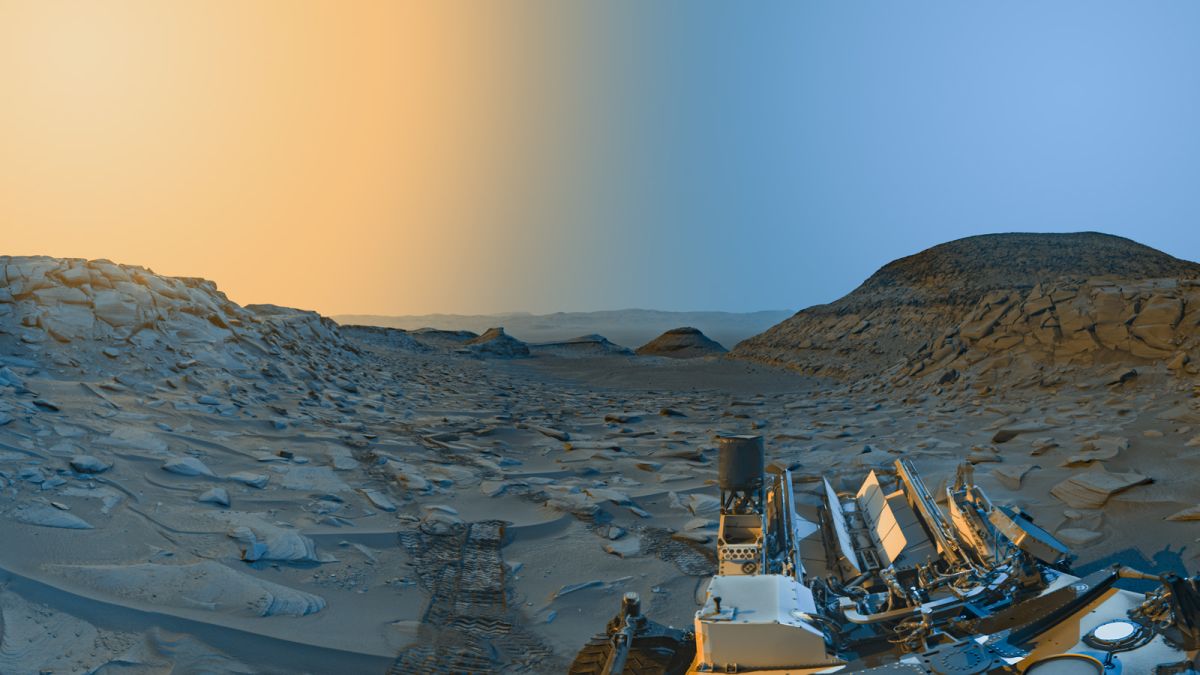 Les deux visages de Mars capturés par le rover Curiosity