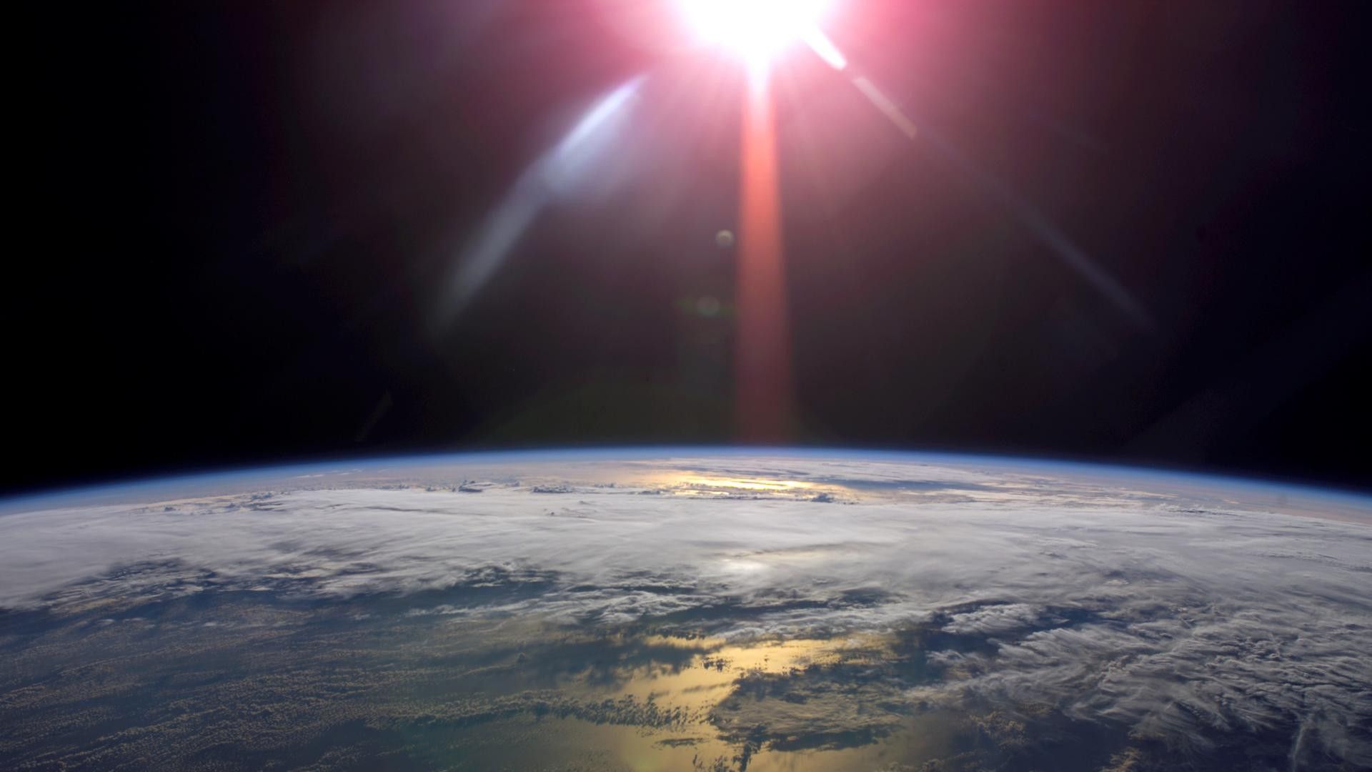 La Terre au point le plus éloigné du Soleil: pourquoi fait-il si chaud ?