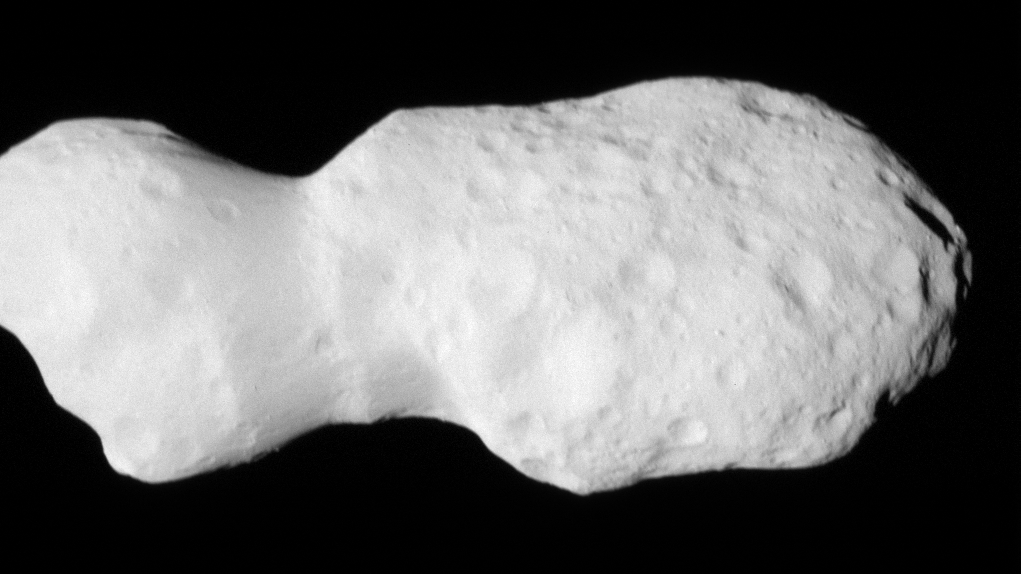 Lucy flies by a peanut-shaped asteroid 🚀