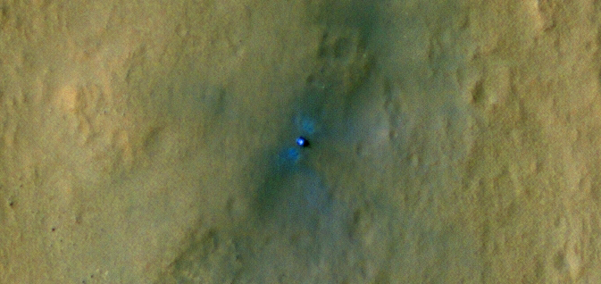 Le robot-explorateur martien Curiosity vu de l'espace