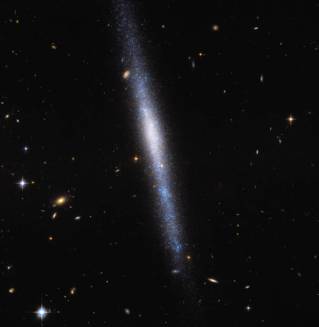 Hubble capture une cascade cosmique